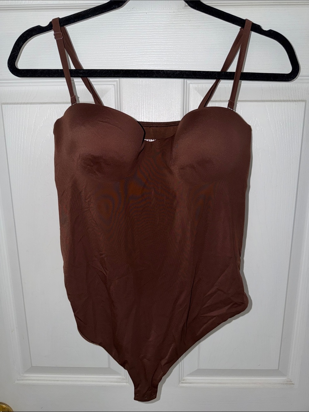 Skims UNDERWIRE THONG BODYSUIT